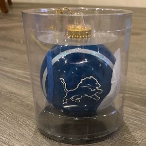 Detroit Lions Glass Ornament